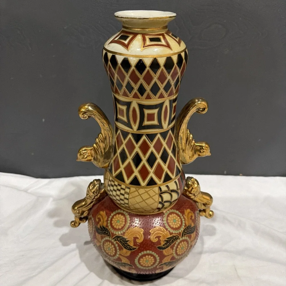 Vintage Formalities by Baum Bros Porcelain Hand Painted Vase Gold‎ Trim
